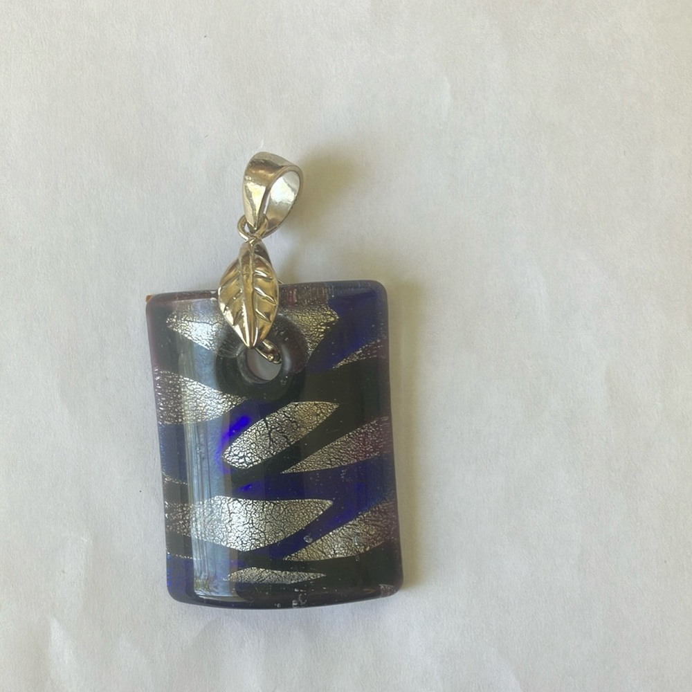 Bold new pendant